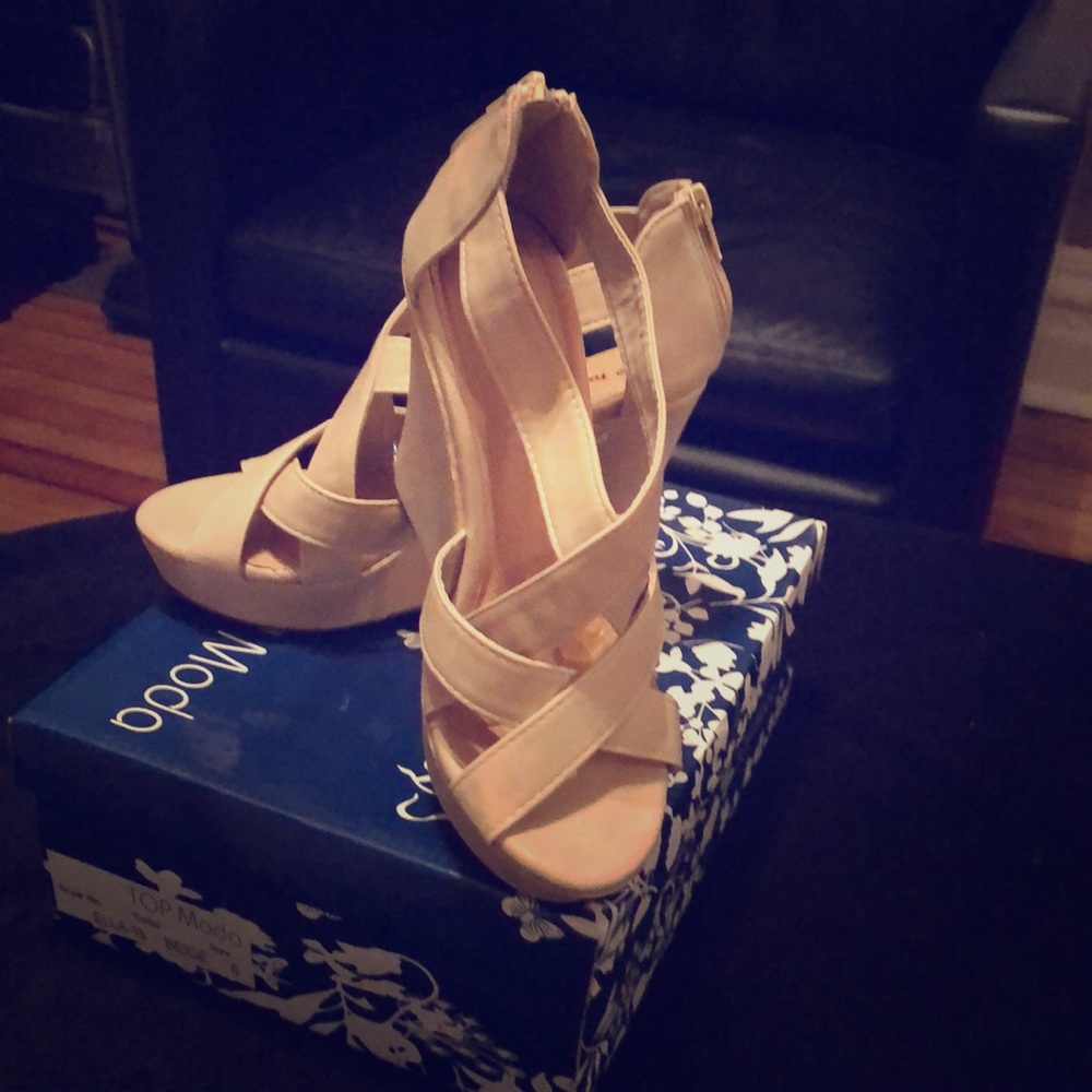 Shoes, Size 6